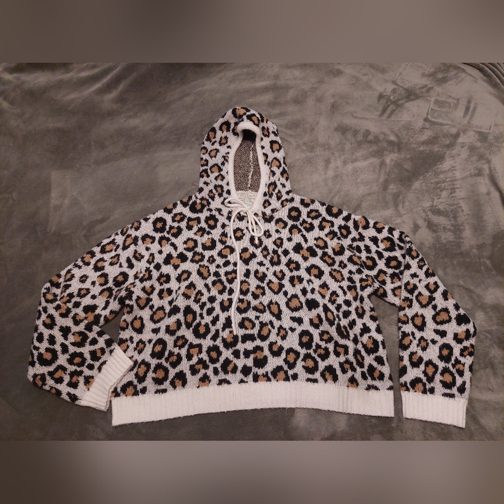 By Anthropologie Leopard Print Hooded Sweater Cozy Warm Fall Winter 1X - Picture 2 of 5